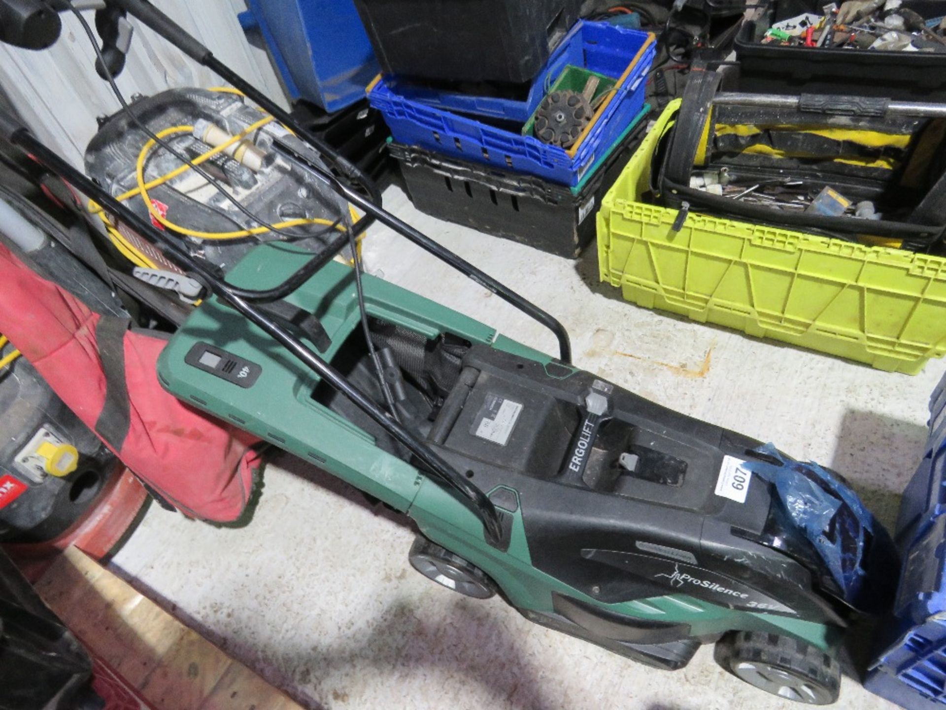 BOSCH BATTERY MOWER WITH A BATTERY, NO CHARGER.....THIS LOT IS SOLD UNDER THE AUCTIONEERS MARGIN SCH