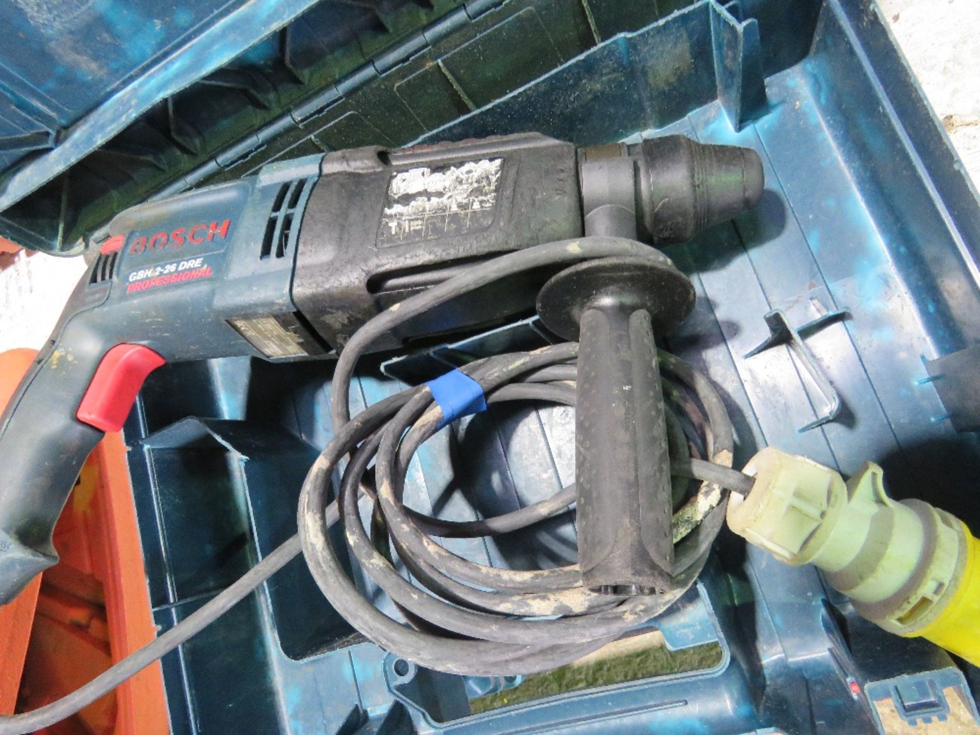 4NO 110VOLT POWERED DRILLS.....THIS LOT IS SOLD UNDER THE AUCTIONEERS MARGIN SCHEME, THEREFORE NO VA - Image 6 of 7