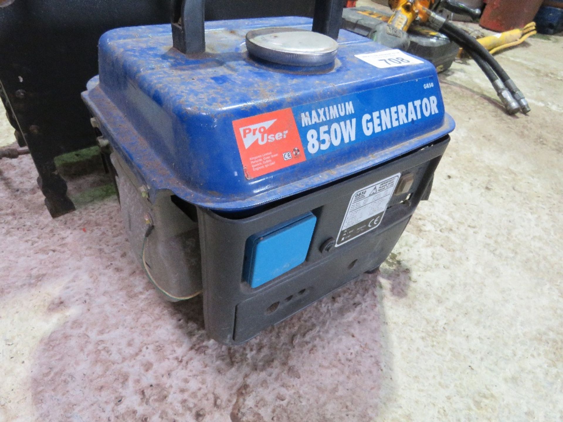 PETROL ENGINED 850 WATT GENERATOR......THIS LOT IS SOLD UNDER THE AUCTIONEERS MARGIN SCHEME, THEREFO