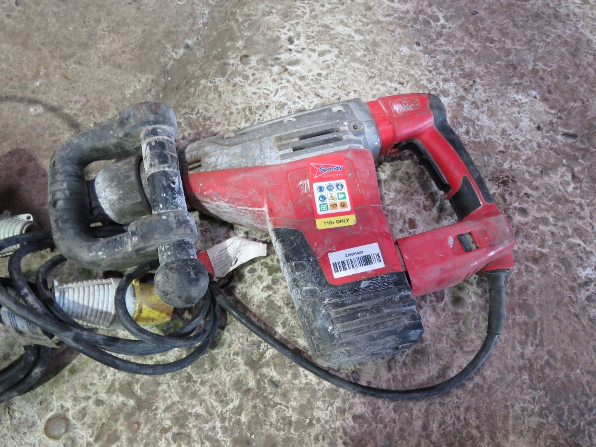 2 X MILWAUKEE 110VOLT BREAKER DRILLS. - Image 3 of 5