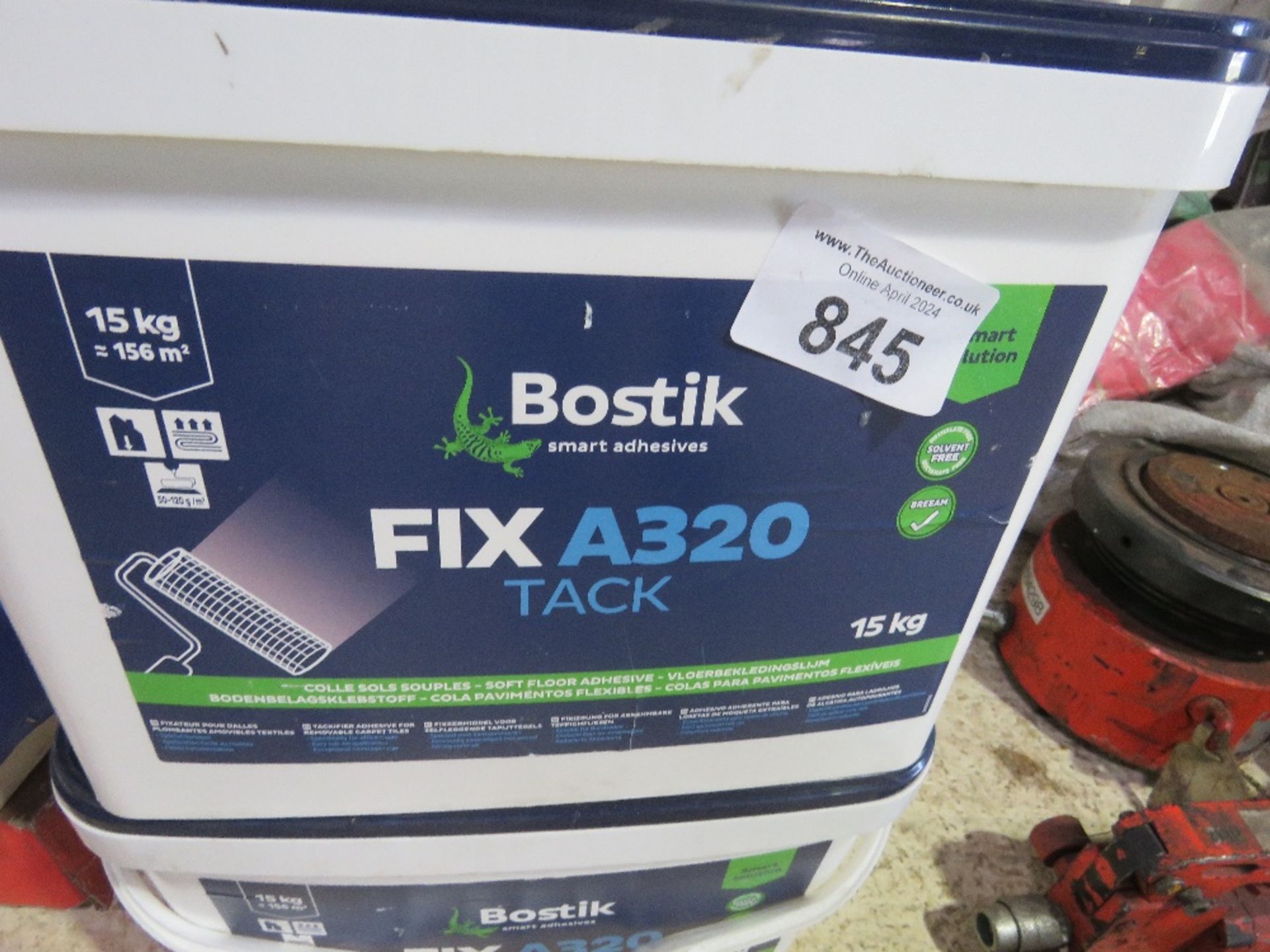 2 X 15KG TUBS OF BOSTIK FIX320 FLOOR TILE ADHESIVE.