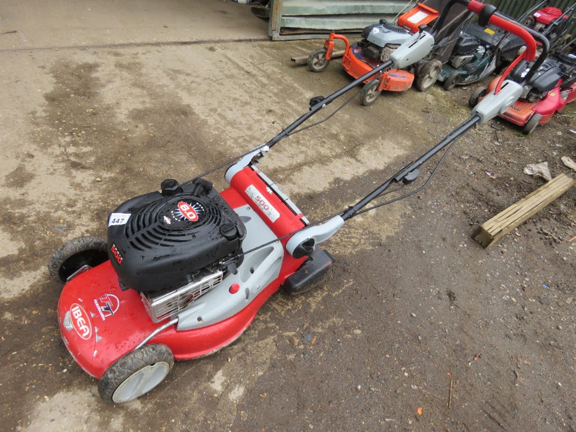 IBEA PETROL ENGINE ROLLER MOWER, NO COLLECTOR.....THIS LOT IS SOLD UNDER THE AUCTIONEERS MARGIN SCHE - Image 2 of 4