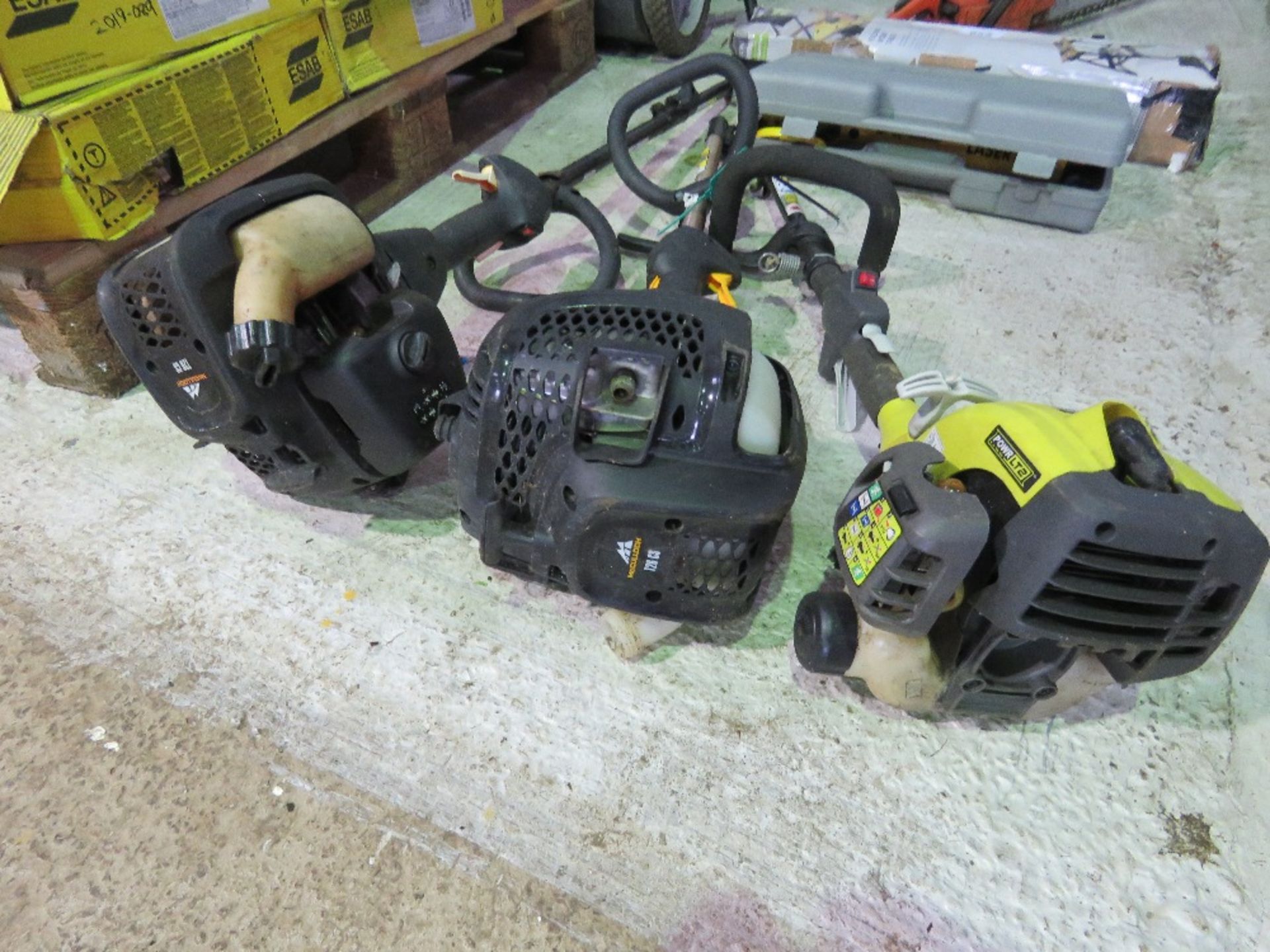 2 X MULTI TOOL POWER DRIVE HEADS PLUS A STRIMMER. - Image 5 of 6