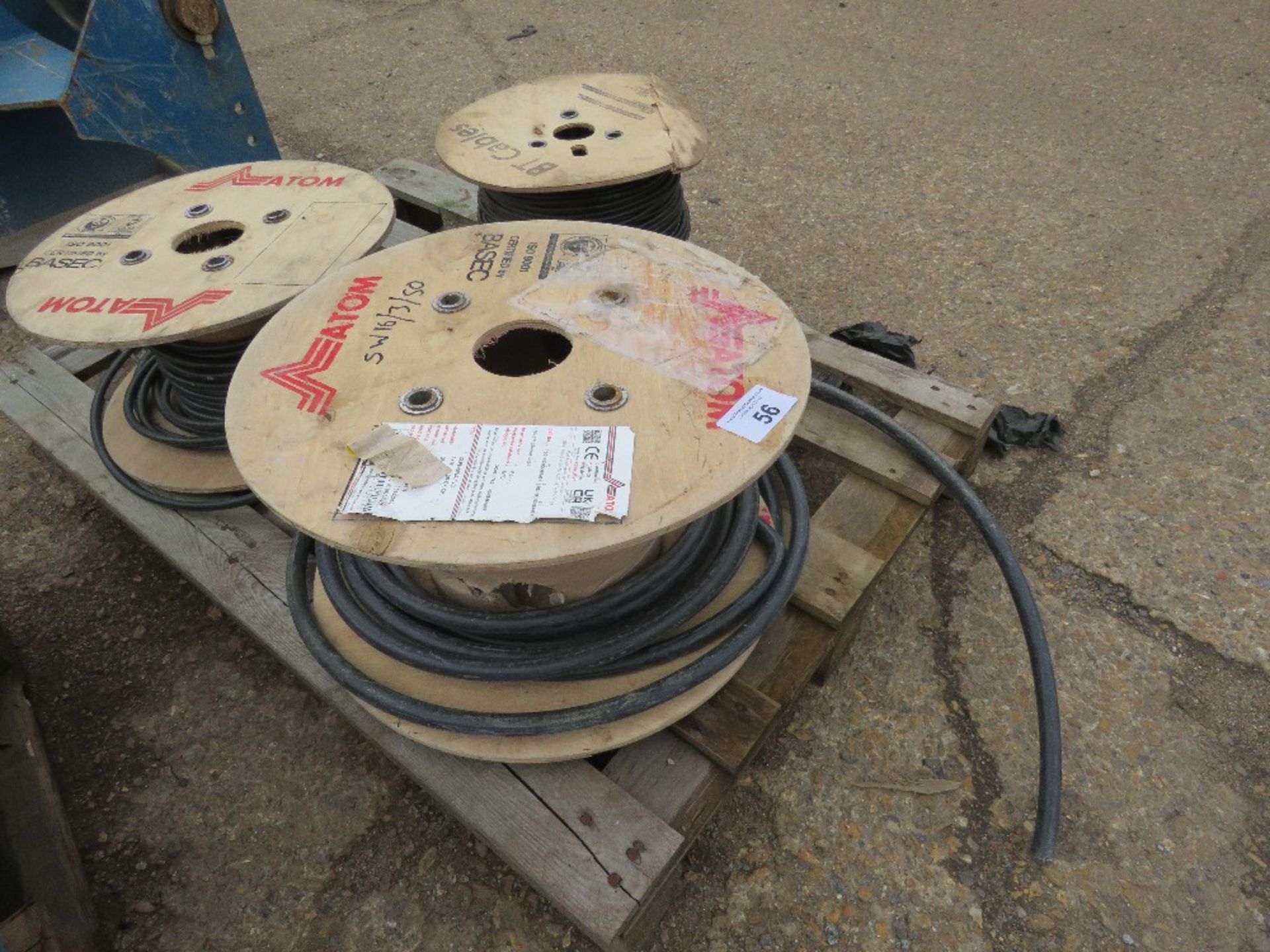 3 X PART ROLLS OF ARMOURED ELECTRICAL AND DATA CABLE......THIS LOT IS SOLD UNDER THE AUCTIONEERS MAR