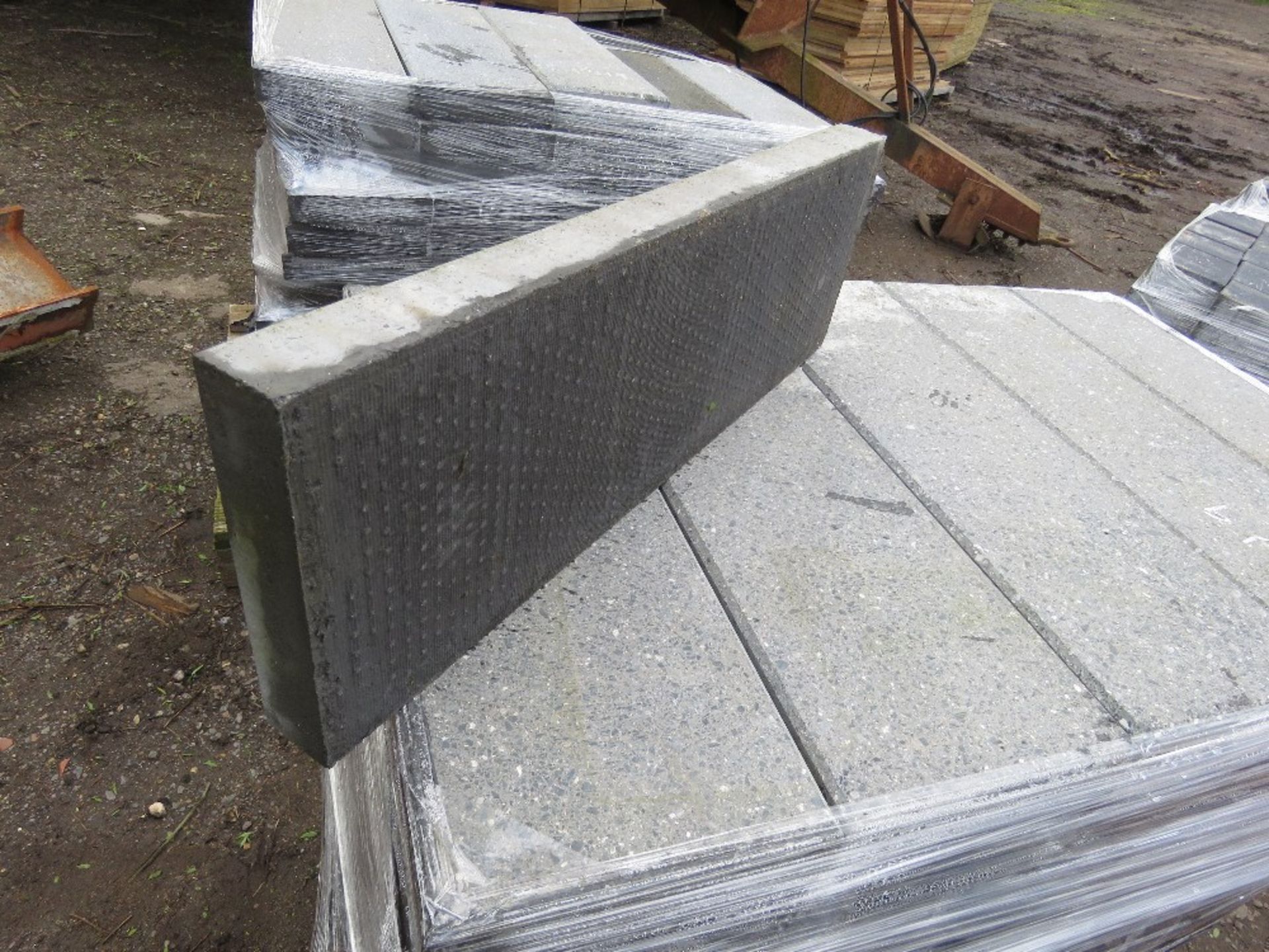 3 X PALLETS OF HEAVY DUTY RECTANGULAR BLOCK PAVERS 600MM X 20MM APPROX. - Image 9 of 11