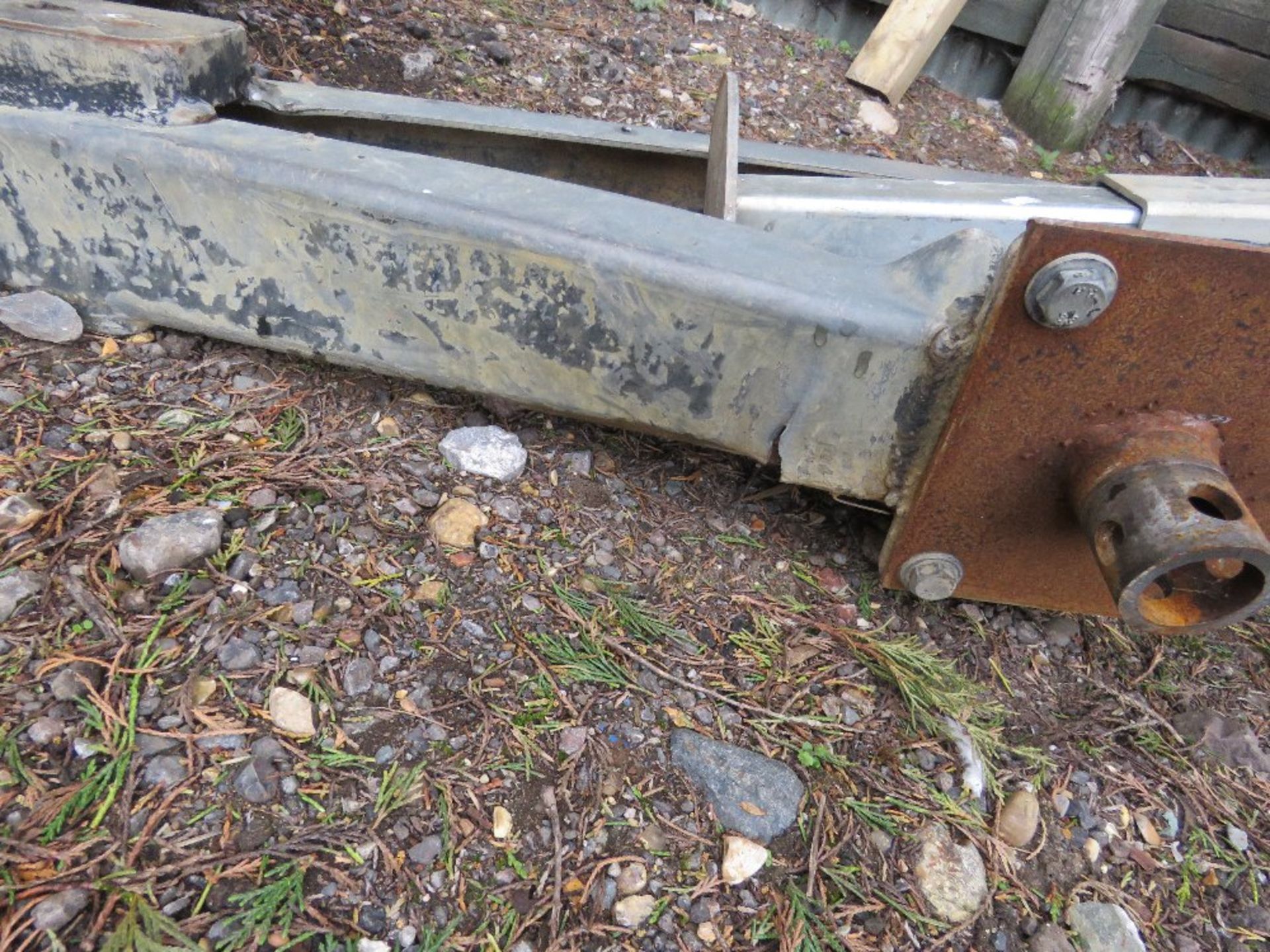 WESTERN TRANSCUBE 2143 LITRE CAPACITY BUNDED FUEL BOWSER ON SITE TOWED CHASSIS. SOURCED FROM COMPANY - Image 13 of 14