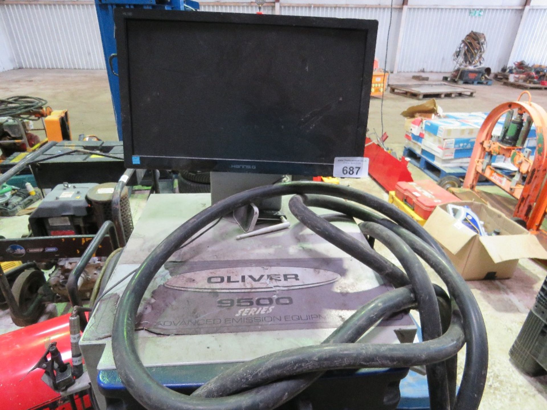 OLIVER 9500 SERIES VEHICLE EMMISSION TESTER. SOURCED FROM GARAGE COMPANY LIQUIDATION. - Image 2 of 10