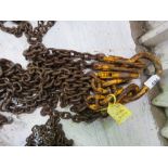 SET OF LIFTING CHAINS, 4 LEGGED, SPECIFICATION/CAPACITY AS SHOWN. SOURCED FROM COMPANY LIQUIDATION.