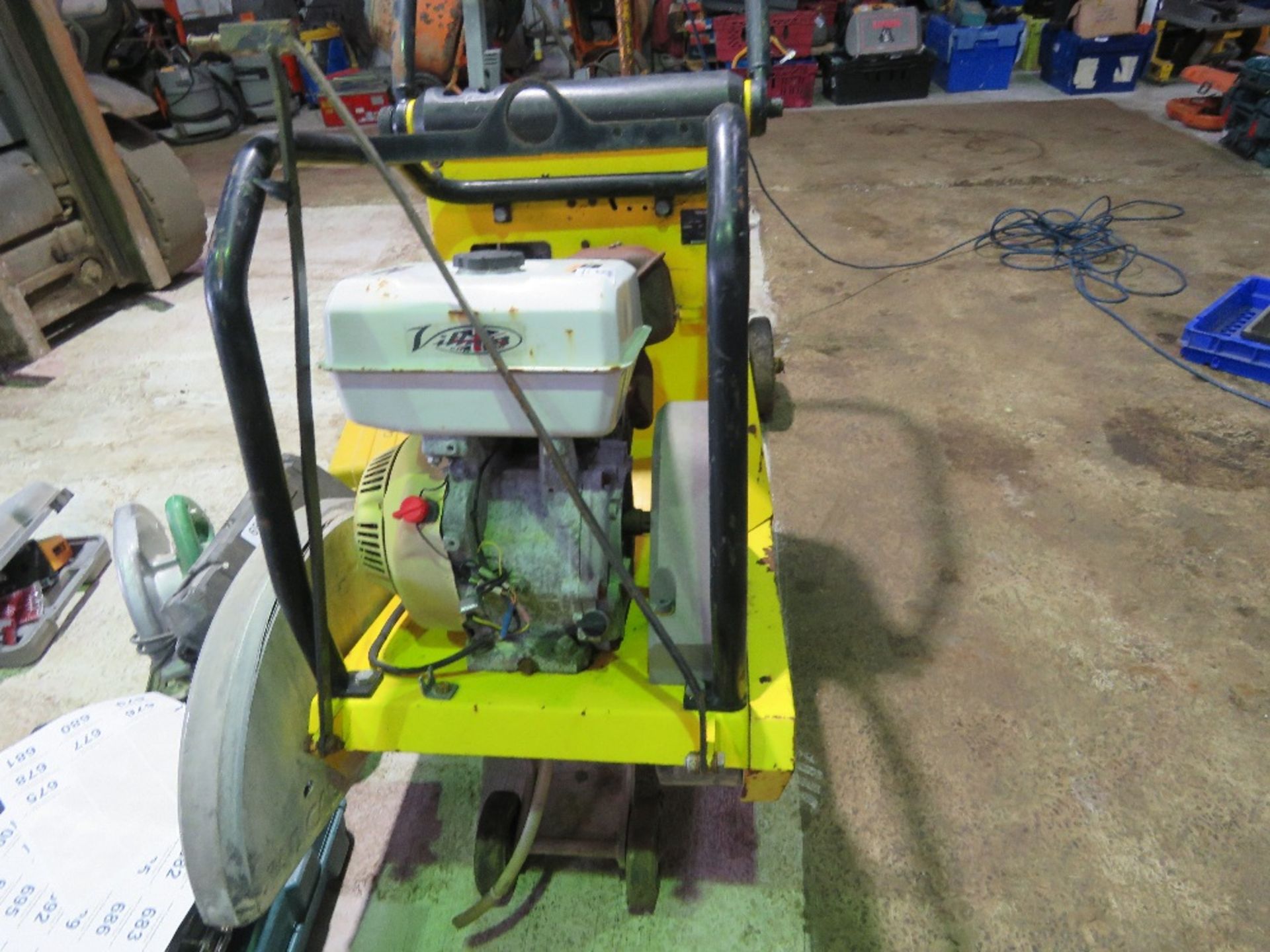 WACKER BFS1350A PETROL ENGINED FLOOR SAW. - Image 4 of 7