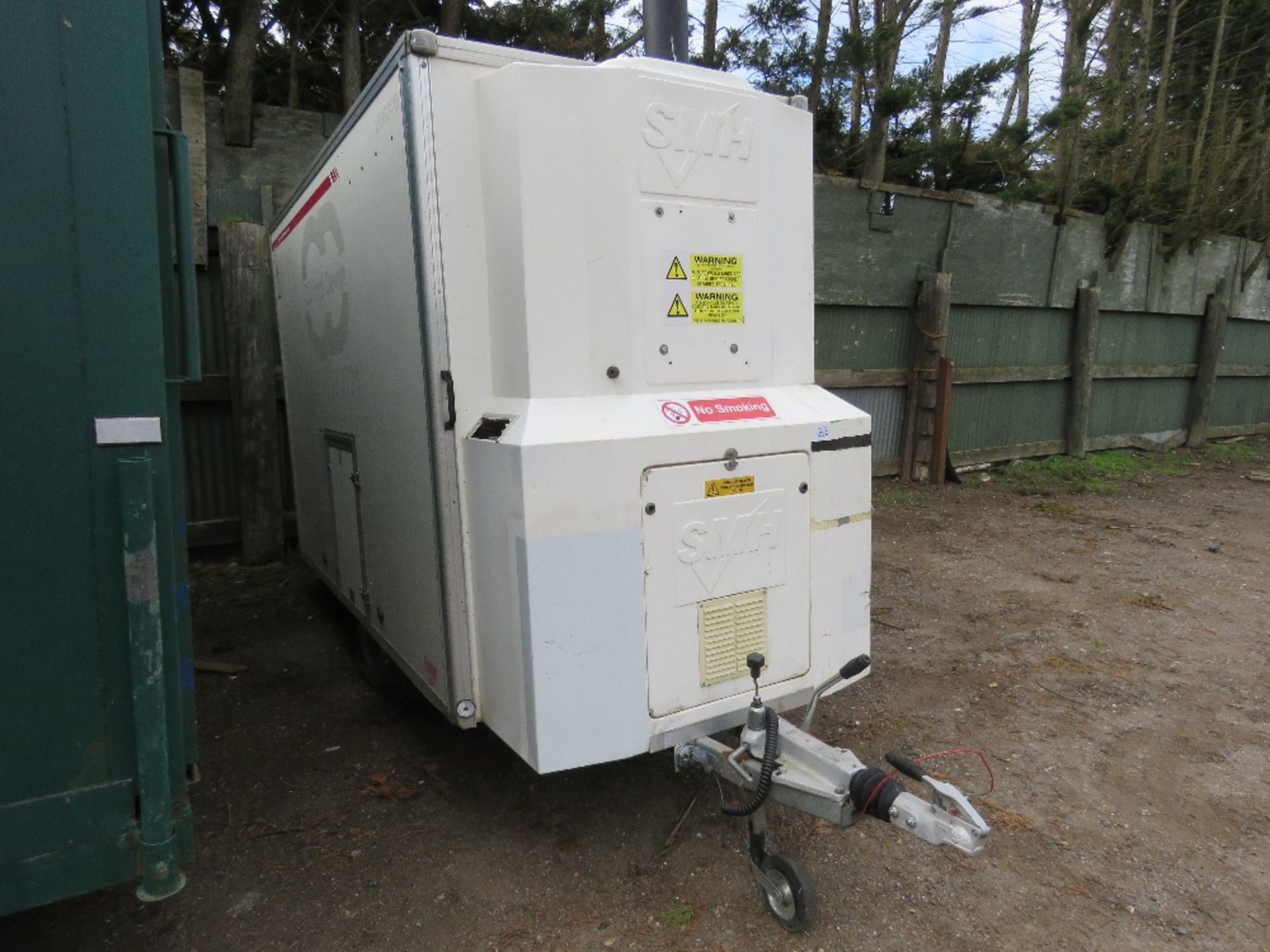 SMH DECONTAMINATION TRAILER, SINGLE AXLED. 10FT BODY SIZE APPROX. WITH HONDA GAS/PETROL GENERATOR & - Image 2 of 20