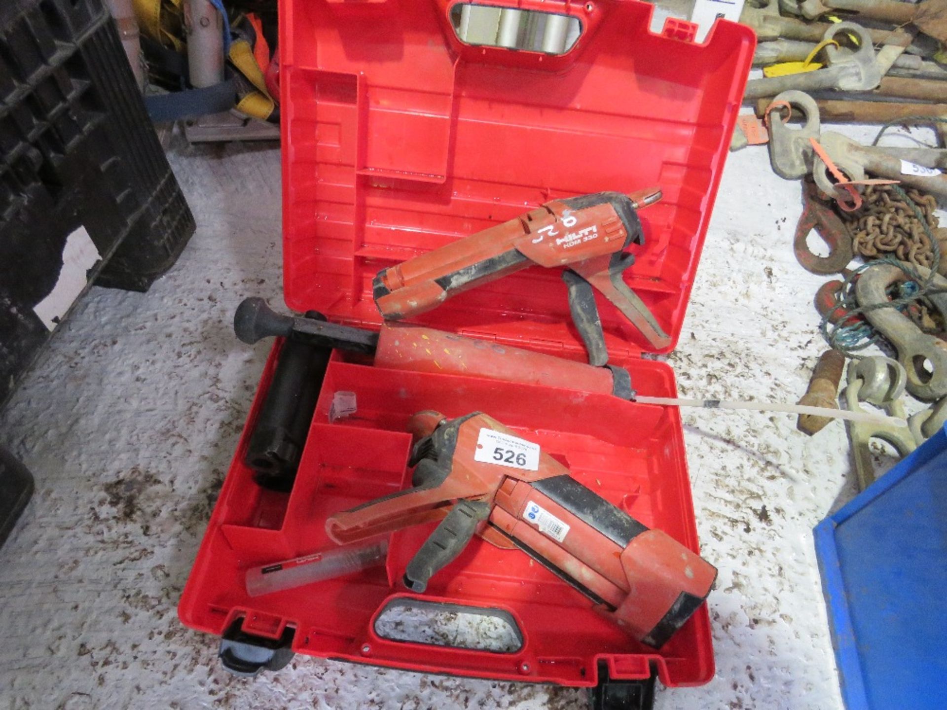 2X HILTI MASTIC SEALANT GUNSPLUS A HILTI SUCTION TOOL. SOURCED FROM COMPANY LIQUIDATION. THIS LO