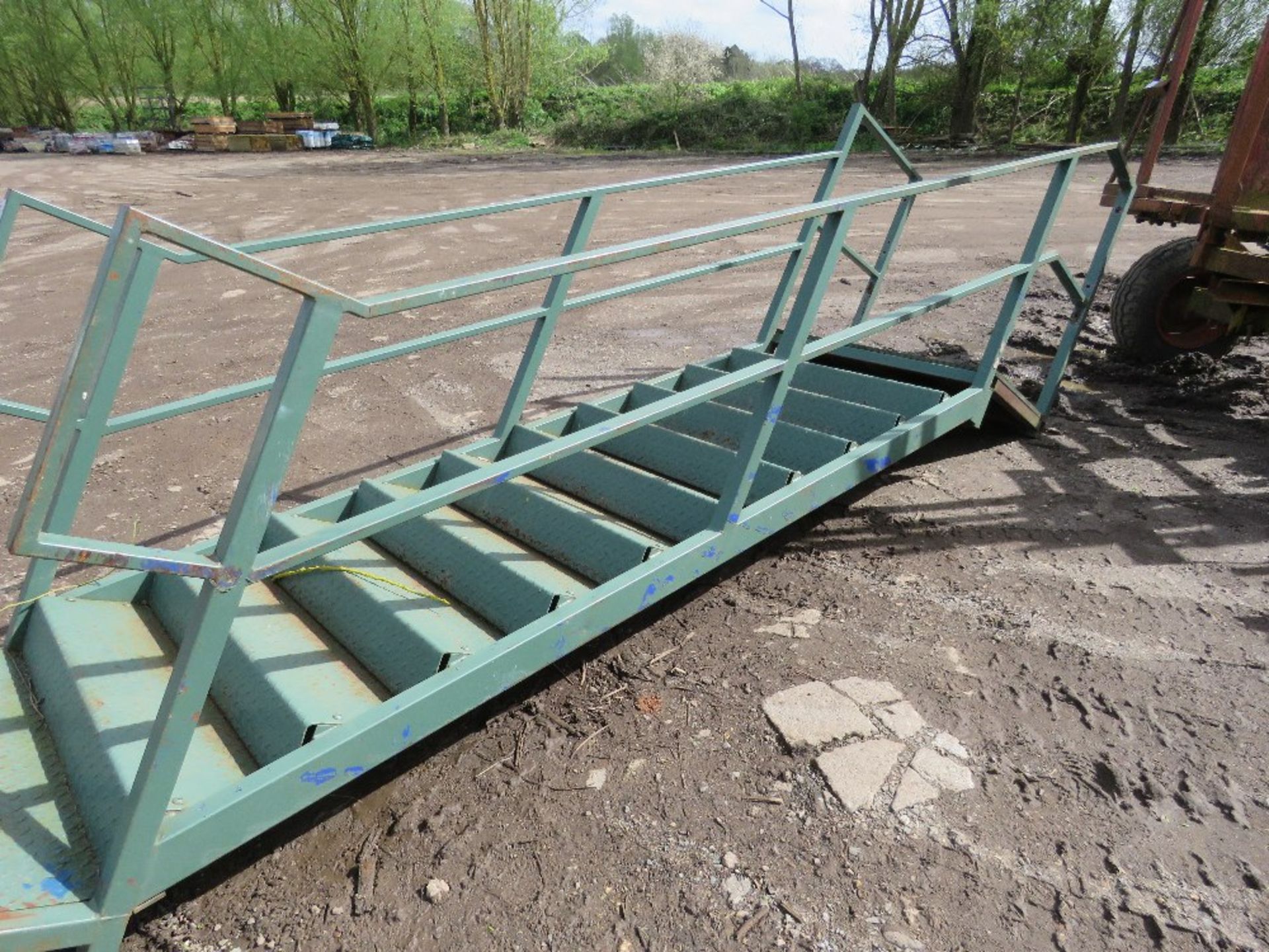 STEEL STAIRCASE FOR ACCESS TO PORTABLE OFFICE ETC. 13FT OVERALL LENGTH APPROX WITH A LANDING. 12 TRE - Image 4 of 4