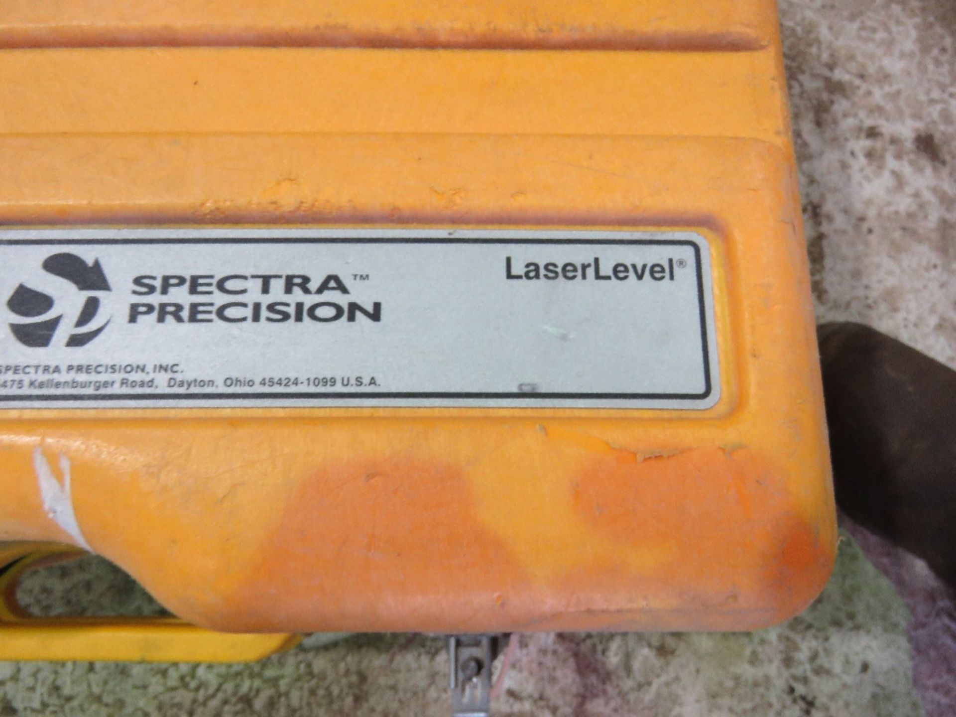 SPECTRA PRECISION LASER LEVEL SET IN A CASE. DIRECT FROM LOCAL COMPANY. - Image 5 of 7