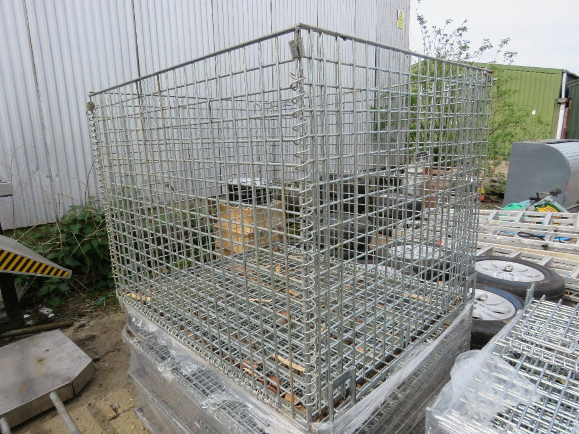 4NO FOLDING MESH SIDED METAL STILLAGES, 1CUBIC METRE CAPACITY.