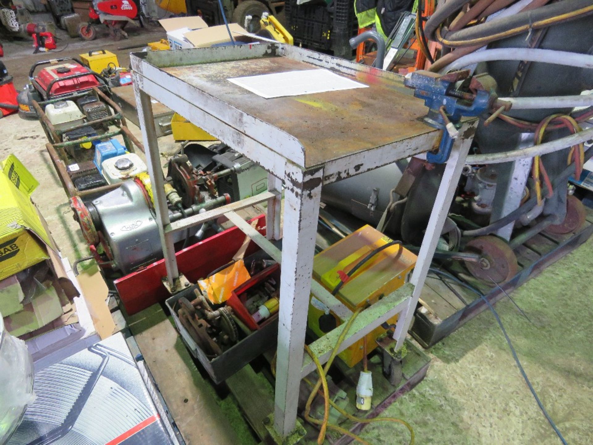REX 110VOLT PIPE THREADER WITH TRANSFORMER, WHEELED TABLE AND TOOLING ETC AS SHOWN.....THIS LOT IS S - Image 8 of 9