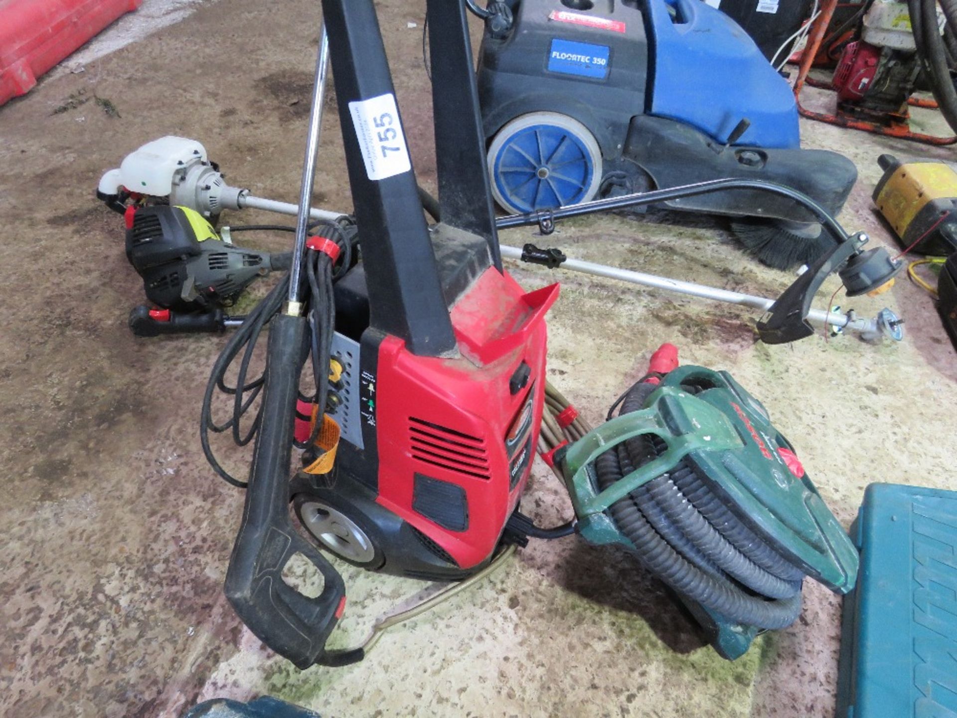 POWER WASHER PLUS A BOSCH HOSE EXTENSION. - Image 6 of 6