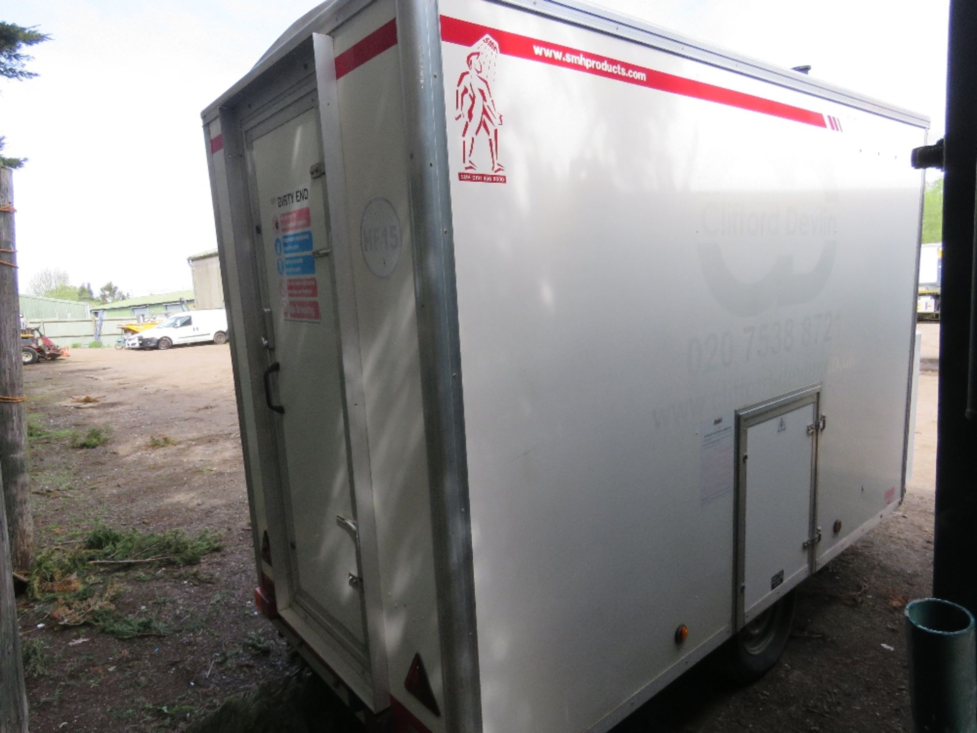 SMH DECONTAMINATION TRAILER, SINGLE AXLED. 10FT BODY SIZE APPROX. WITH HONDA GAS/PETROL GENERATOR & - Image 8 of 20