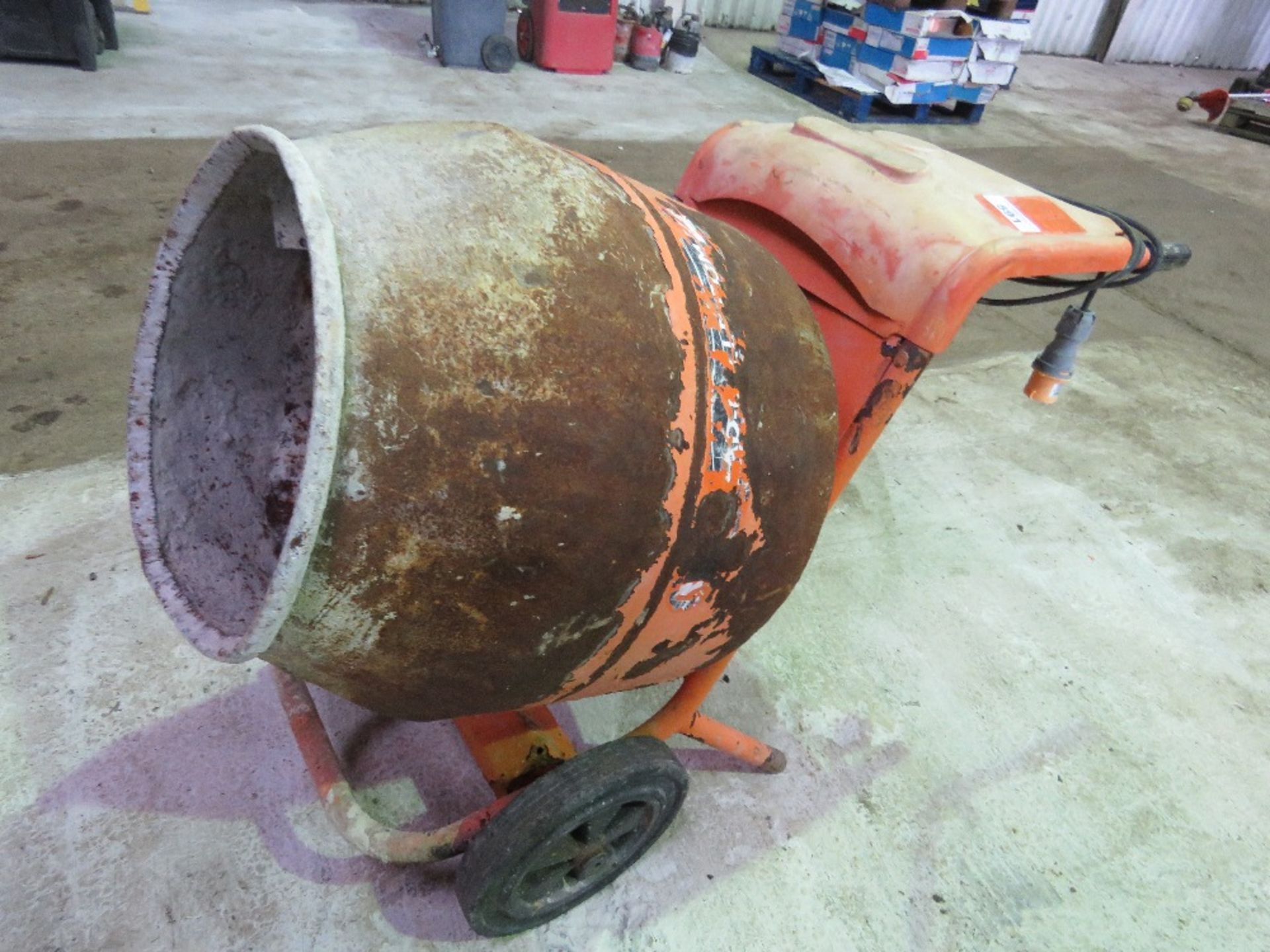 BELLE MINI MIX 150 110VOLT POWERED CEMENT MIXER.