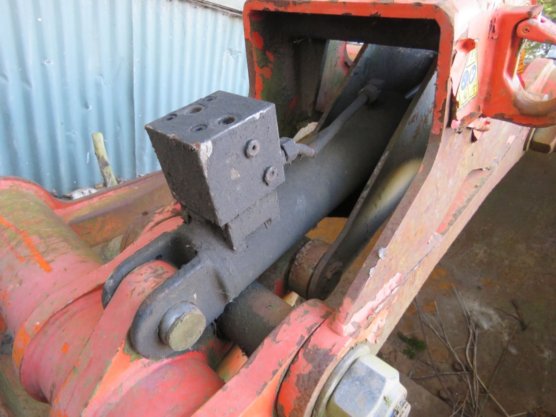 GRAB BUCKET FOR LORRY MOUNTED CRANE. - Image 4 of 5