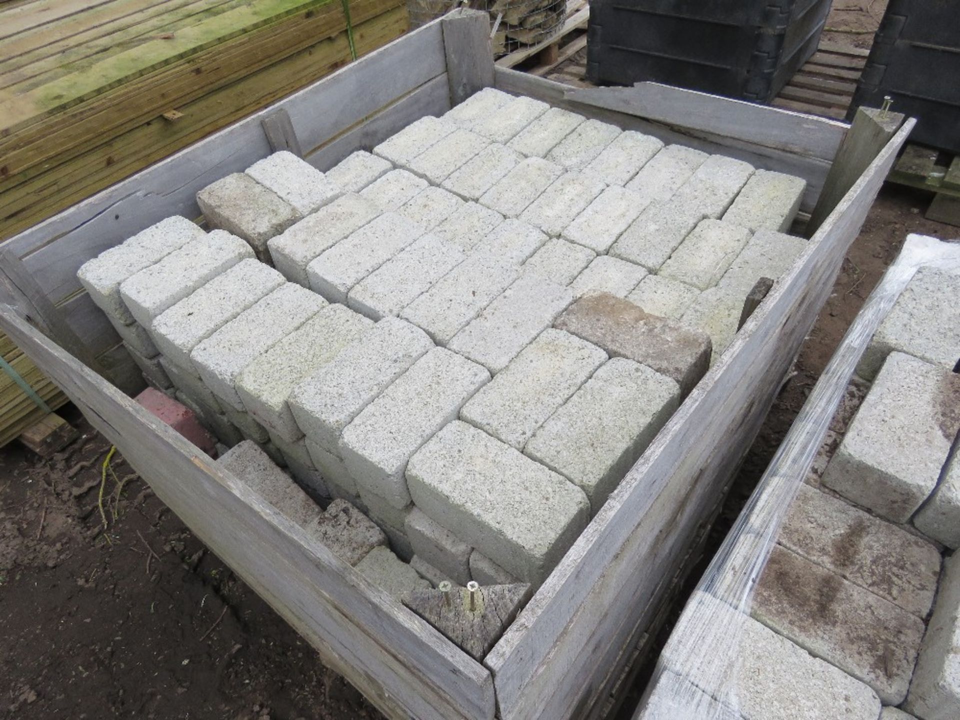 2 X PALLETS OF LIGHT GREY BLOCK PAVERS.....THIS LOT IS SOLD UNDER THE AUCTIONEERS MARGIN SCHEME, THE - Image 6 of 10