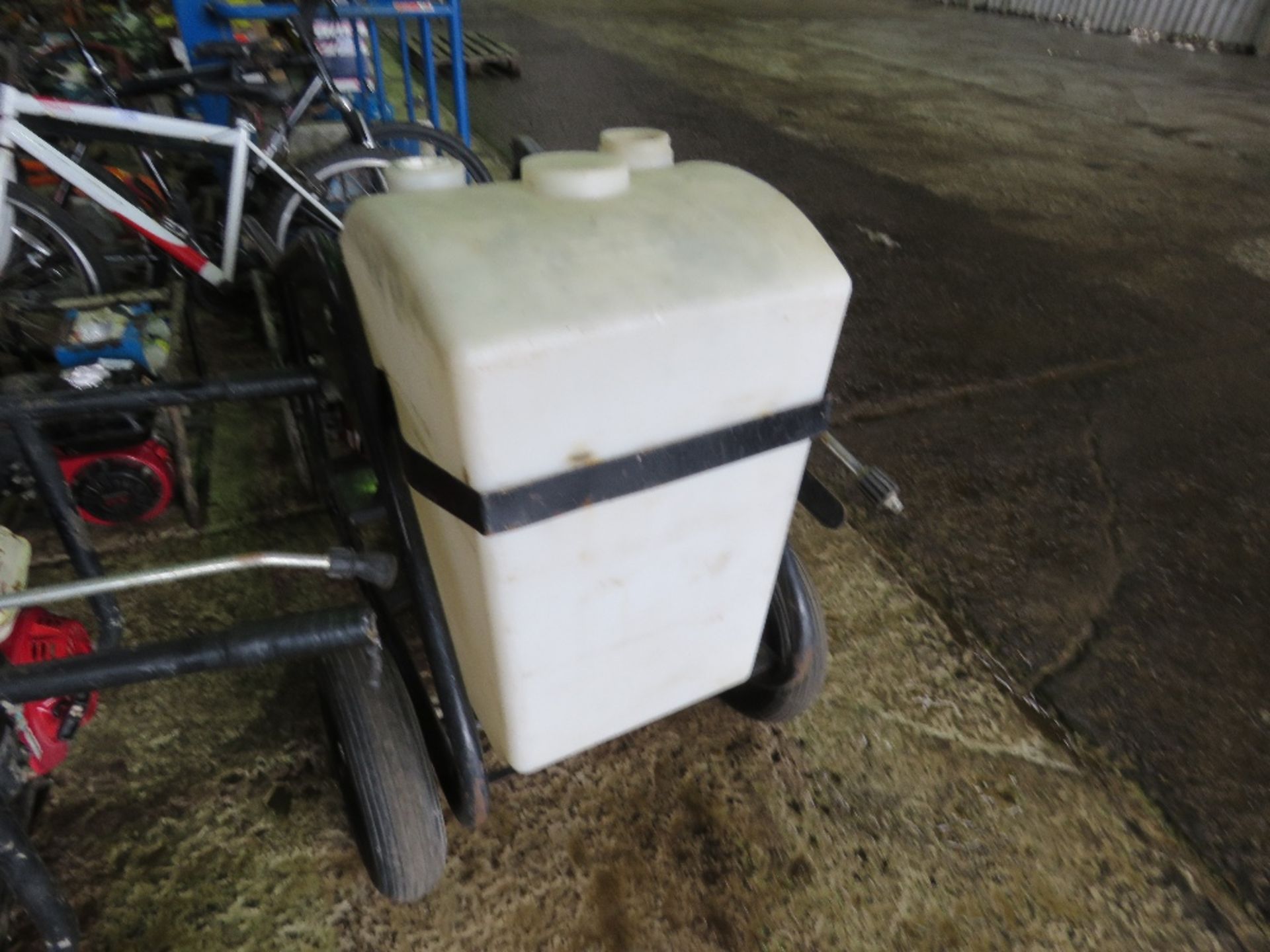 WESTERN PT105 HONDA ENGINED PRESSURE WASHER BARROW WITH HONDA ENGINE, HOSE AND LANCE. - Image 2 of 7