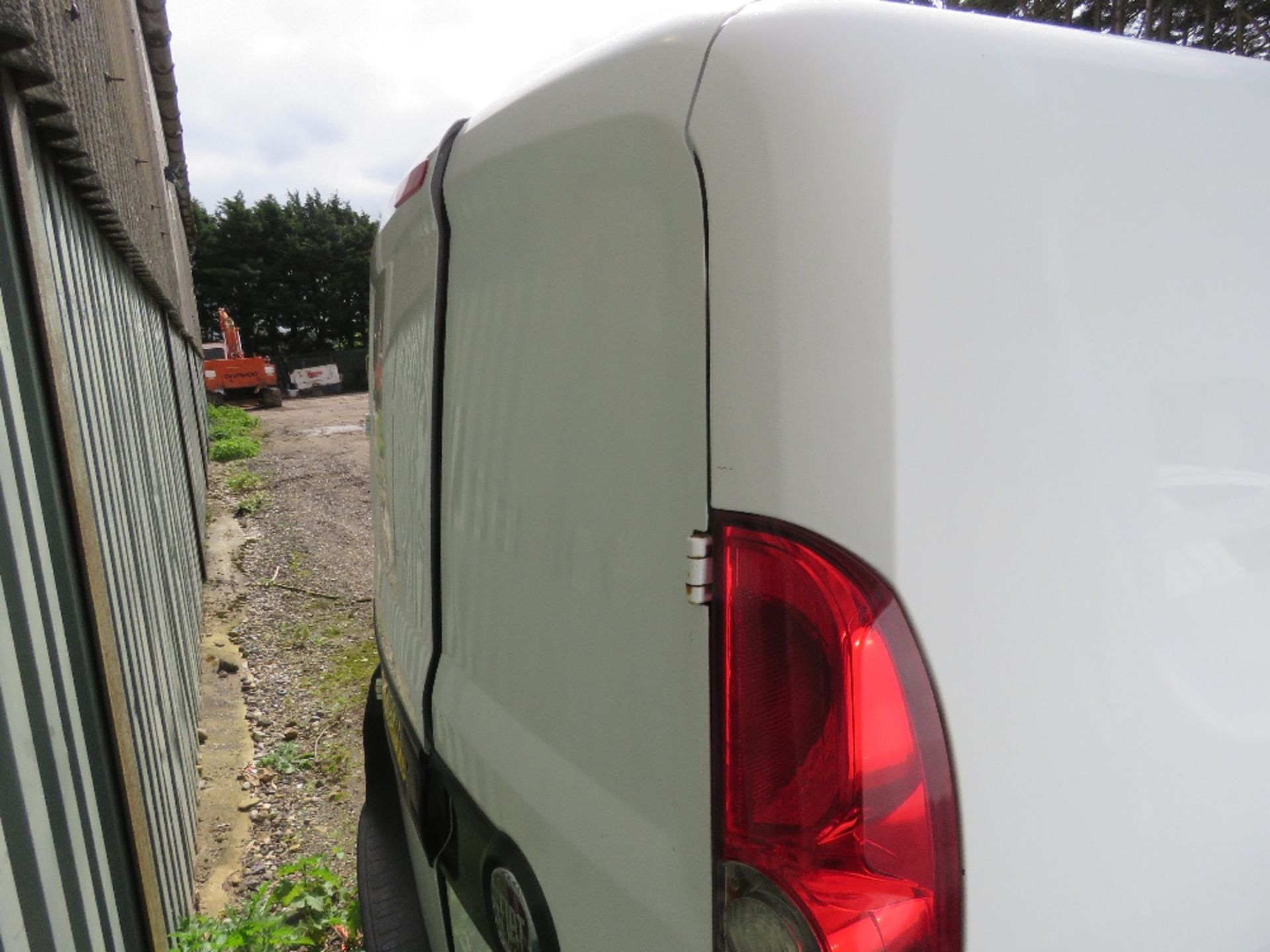 FIAT DOBLO PANEL VAN REG: WV63 HCJ. 84343 REC MILES. WHEN TESTED WAS SEEN TO DRIVE, STEER AND BRAKE. - Image 7 of 12