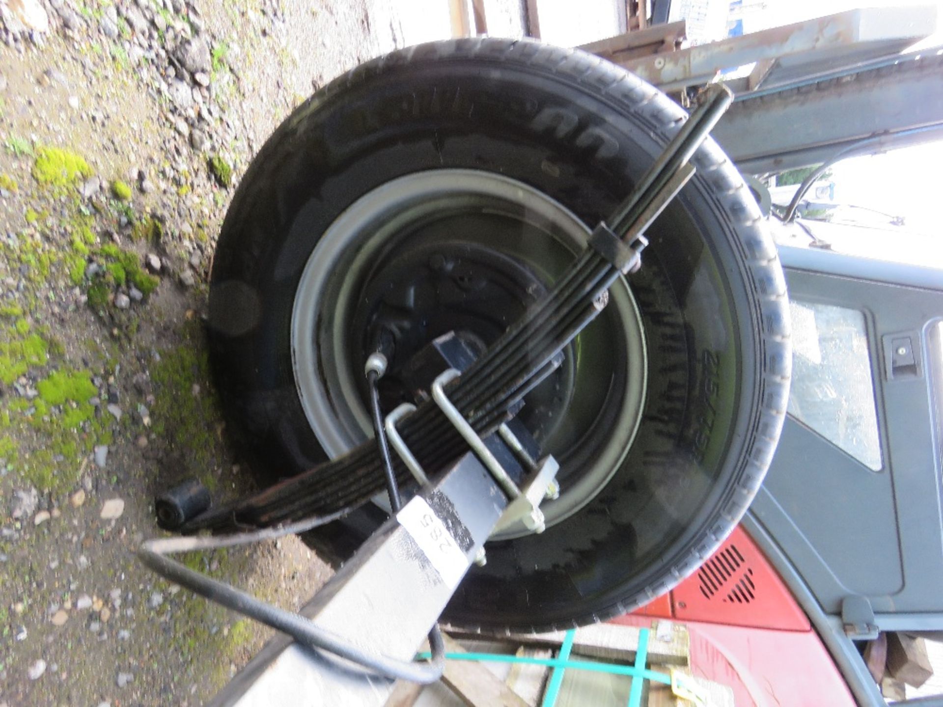 HEAVY DUTY TRAILER AXLE WITH SPINGS, BELIEVED TO BE OFF GROUNDHOG TYPE WELFARE UNIT?? ....THIS LOT I - Image 5 of 6