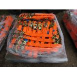 PALLET CONTAINING 50NO LITTLE USED HEAVY DUTY RATCHET STRAPS, 5 TONNE RATED 6.5M LENGTH.....THIS LOT