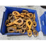 TRAY CONTAINING A LARGE NUMBER OF LOCKING SWIVEL CHAIN HOOK ENDS.