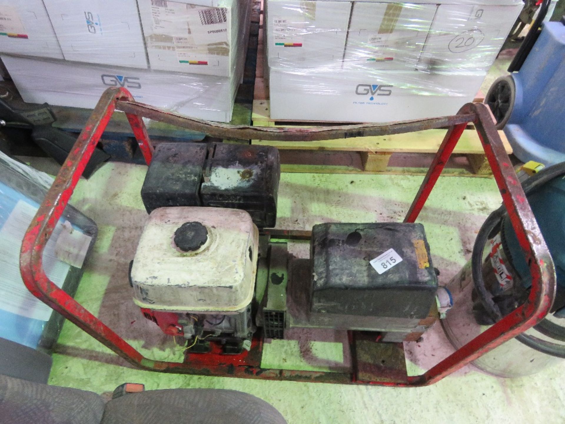 HONDA SINCRO EW200AC WELDER GENERATOR. WHEN TESTED WAS SSEN TO RUN AND MADE POWER.....THIS LOT IS SO