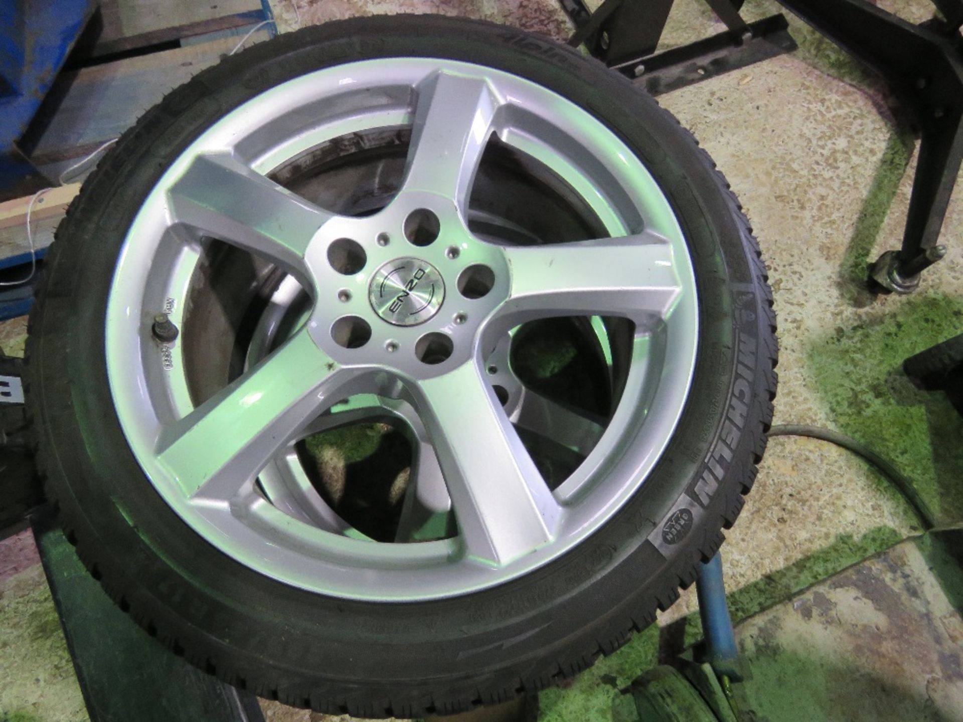 SET OF 4NO ENZO 225-45/17 ALLOY WHEELS AND TYRES, SNOW / WINTER TYRES FITTED. - Image 8 of 9