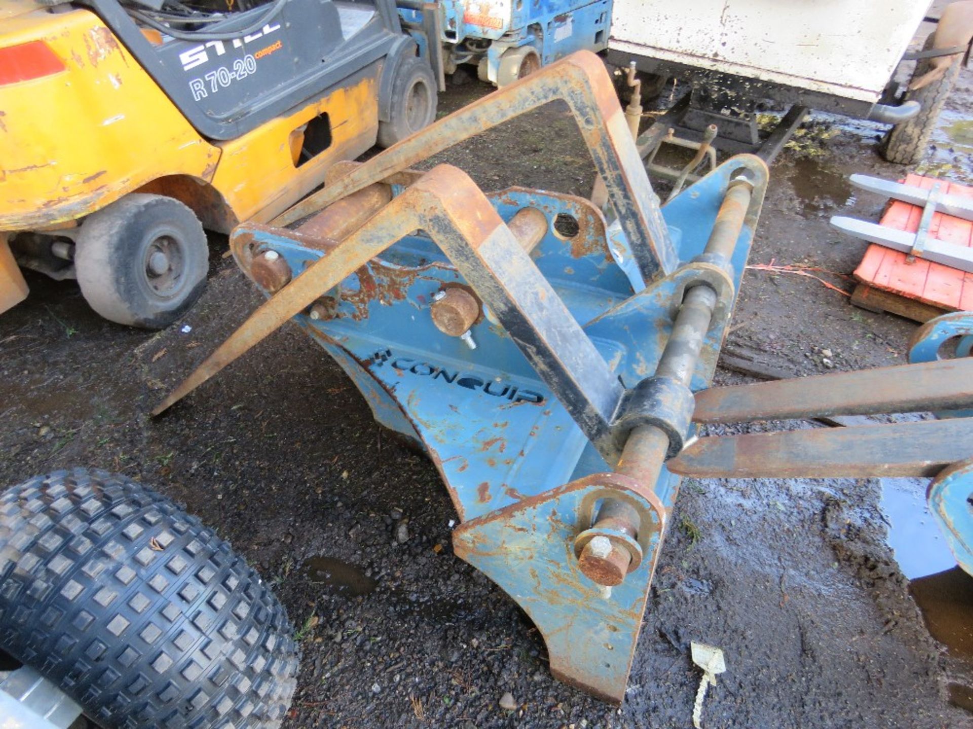 SET OF EXCAVATOR MOUNTED PALLET FORKS, 2022 BUILD. CURRENTLY ON 80MM PINS, CAN ALSO TAKE 65MM PINS.