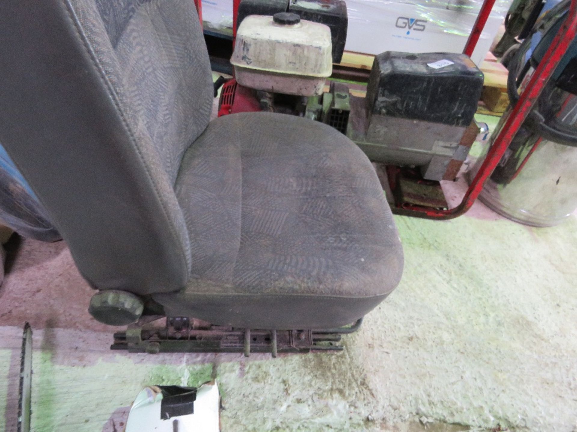 FORD TRANSIT DRIVERS SEAT WITH AN ARM REST.....THIS LOT IS SOLD UNDER THE AUCTIONEERS MARGIN SCHEME, - Image 2 of 2