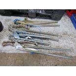 4NO CLAY PIPE CUTTERS. SOURCED FROM COMPANY LIQUIDATION. THIS LOT IS SOLD UNDER THE AUCTIONEERS
