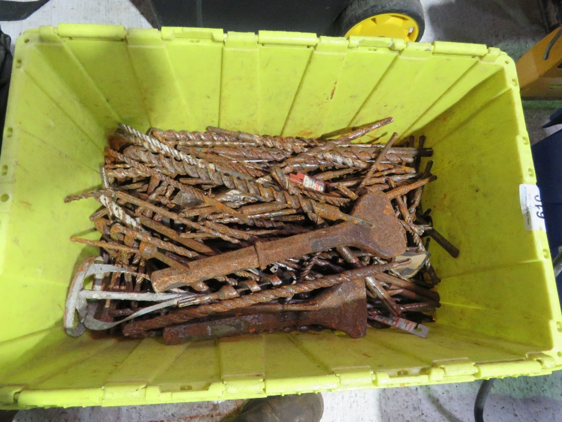 BOX & TOOL BAG OF DRILL BITS.....THIS LOT IS SOLD UNDER THE AUCTIONEERS MARGIN SCHEME, THEREFORE NO - Image 3 of 3