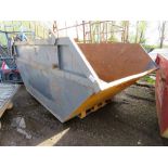 8 YARD SIZE CHAIN LIFT SKIP. CRANE LIFTING EYES AND HEAVY DUTY SPECIFICATION, APPEARS LITTLE USED. S