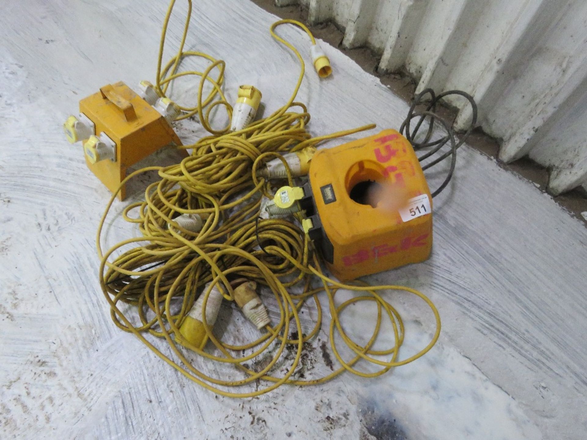 EXTENSION LEADS PLUS 2NO JUNCTION BOXES 110VOLT POWERED. SOURCED FROM COMPANY LIQUIDATION. THIS