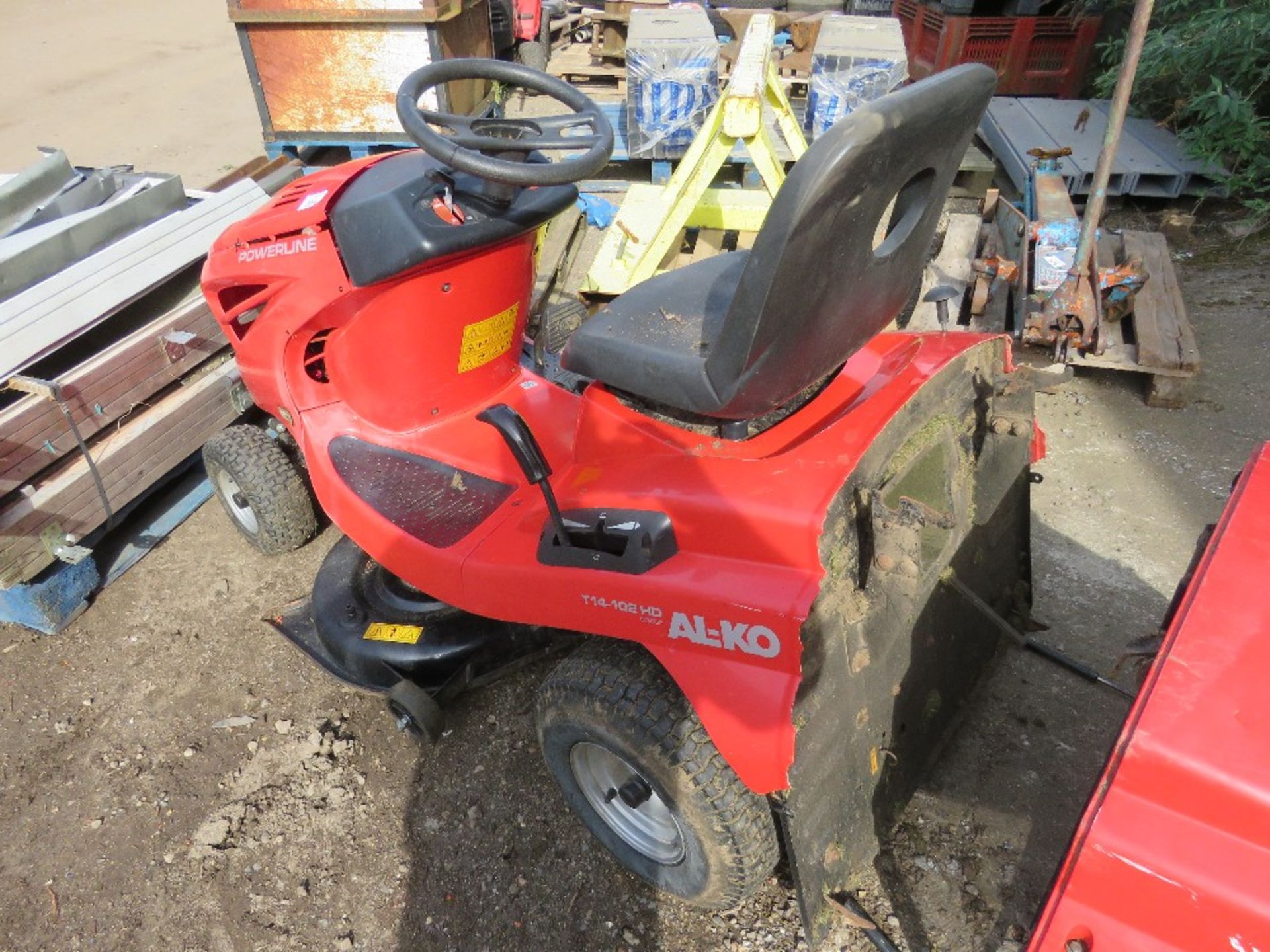 ALKO POWERLINE RIDE ON MOWER WITH COLLECTOR.....THIS LOT IS SOLD UNDER THE AUCTIONEERS MARGIN SCHEME - Image 2 of 10