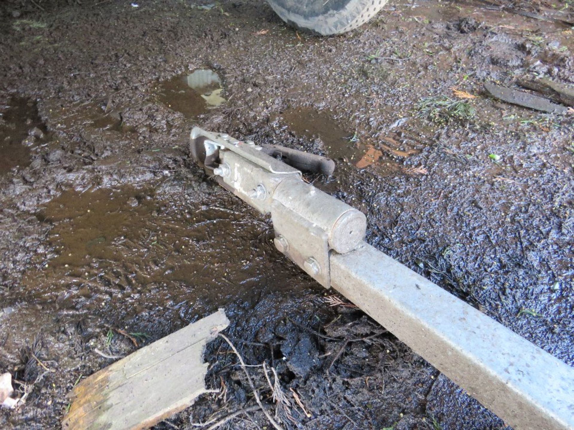 QUAD BIKE TOWED GALVANISED GENERAL PURPOSE TRAILER ON FLOATATION TYRES, 1.61MX 1M APPROX. UNUSED. - Image 3 of 5