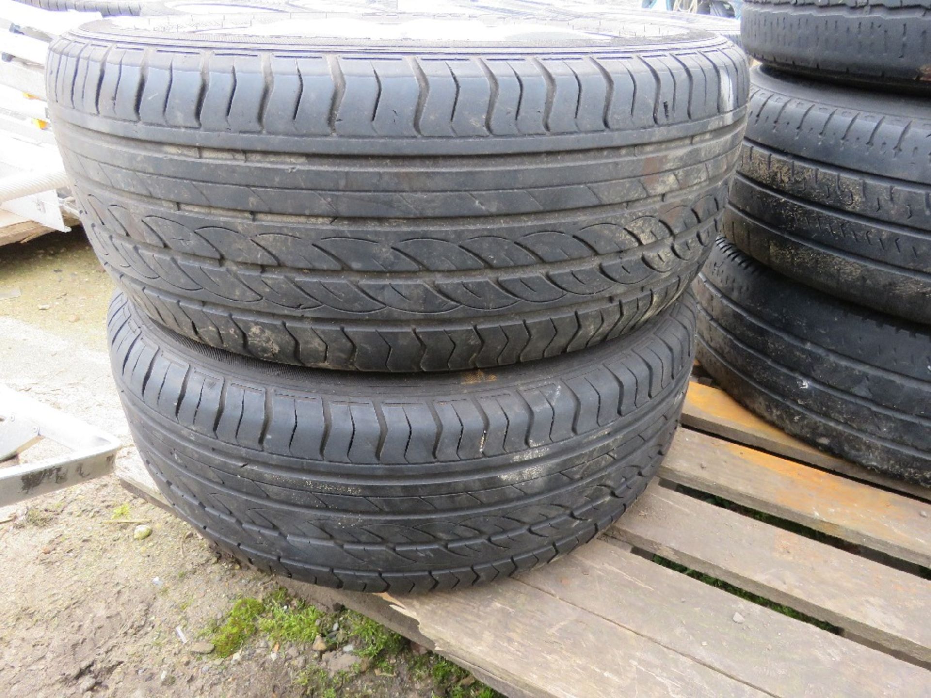 5NO ASSORTED VW WHEELS AND TYRES. - Image 5 of 6