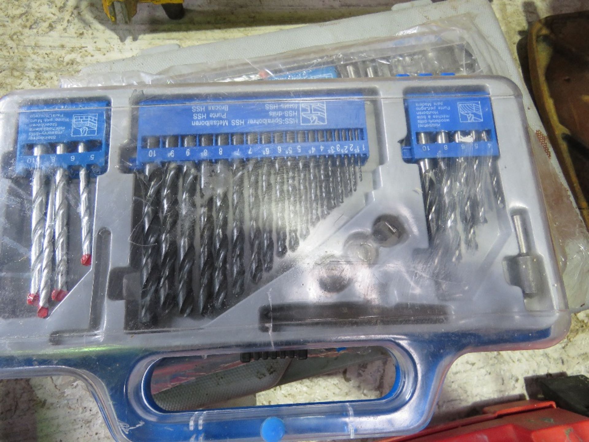 BREAKER DRILL PLUS 5NO DRILL BIT SETS. - Image 4 of 8