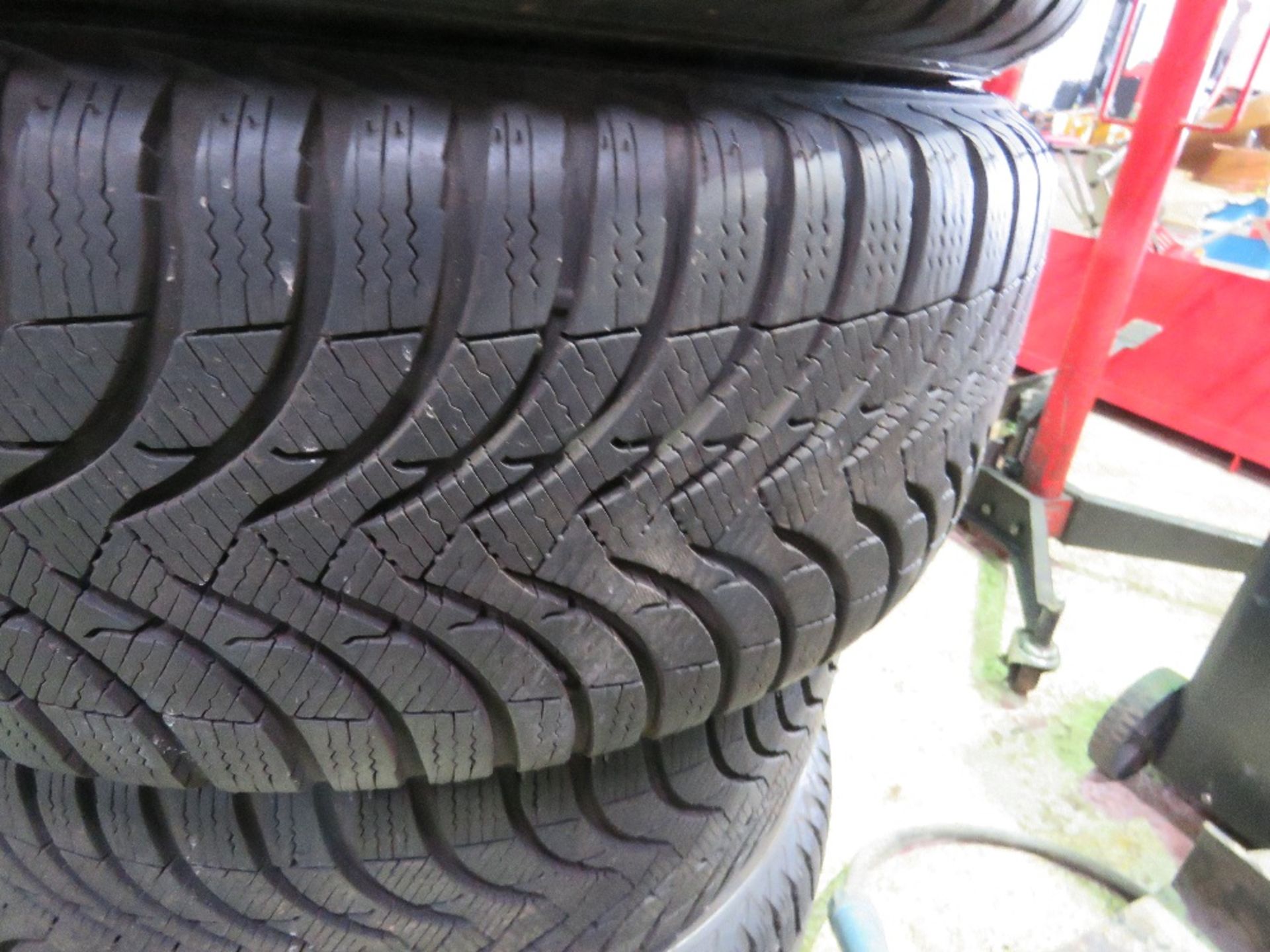 SET OF 4NO ENZO 225-45/17 ALLOY WHEELS AND TYRES, SNOW / WINTER TYRES FITTED. - Image 3 of 9