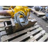 OKB EXCAVATOR MOUNTED BREAKER ON 30MM PINS TO SUIT 3-5 TONNE EXCAVATOR.