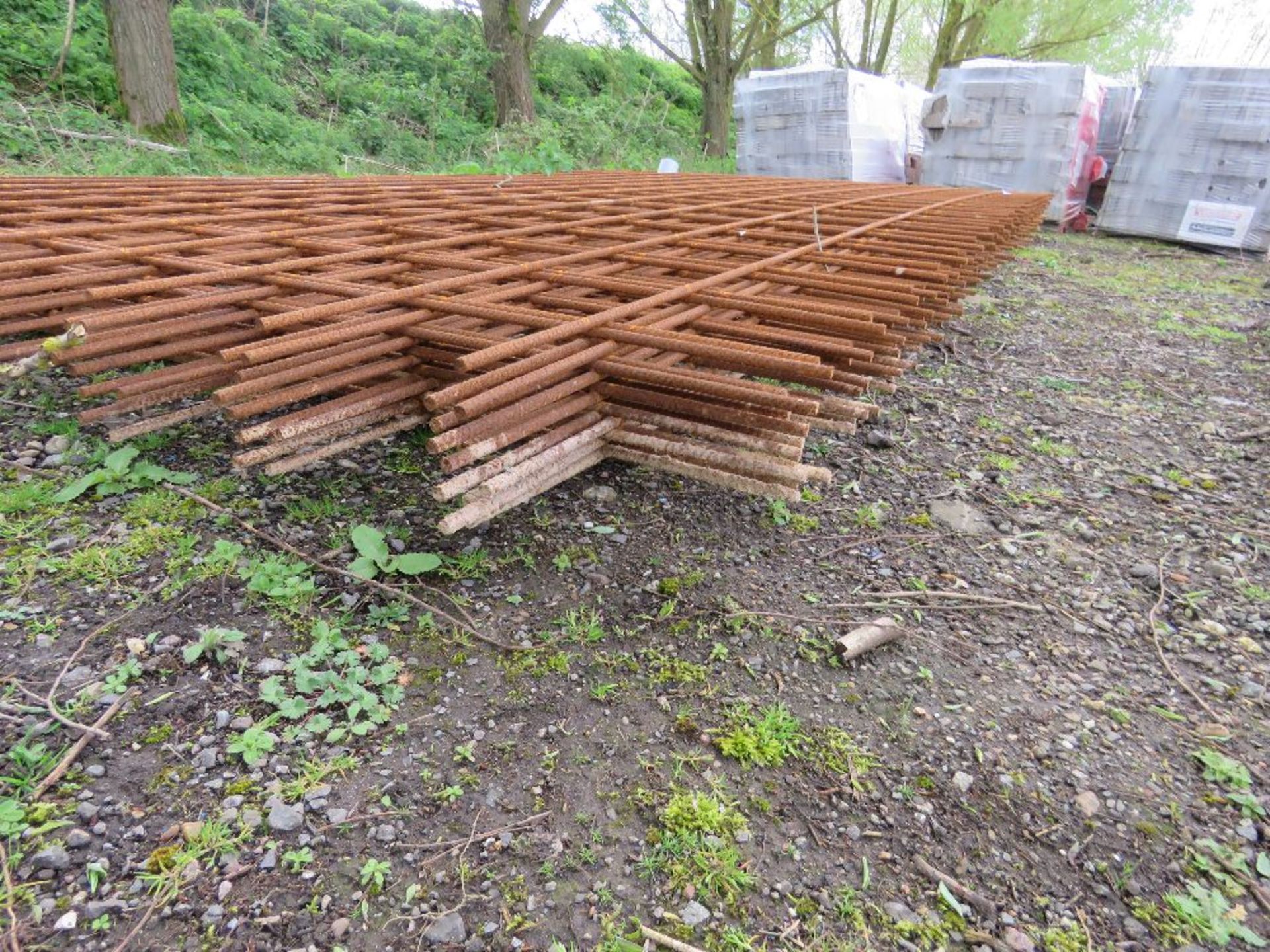 12NO SHEETS OF HEAVY DUTY CONCRETE REINFORCING MESH BAR 8FT X 16FT APPROX SOURCED FROM COMPANY LIQU - Image 3 of 4