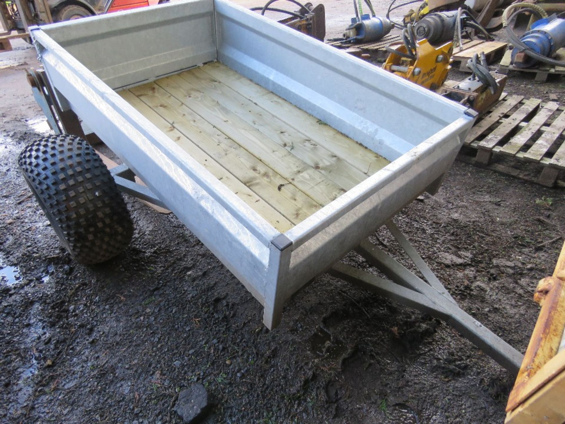 QUAD BIKE TOWED GALVANISED GENERAL PURPOSE TRAILER ON FLOATATION TYRES, 1.61MX 1M APPROX. UNUSED. - Image 4 of 5