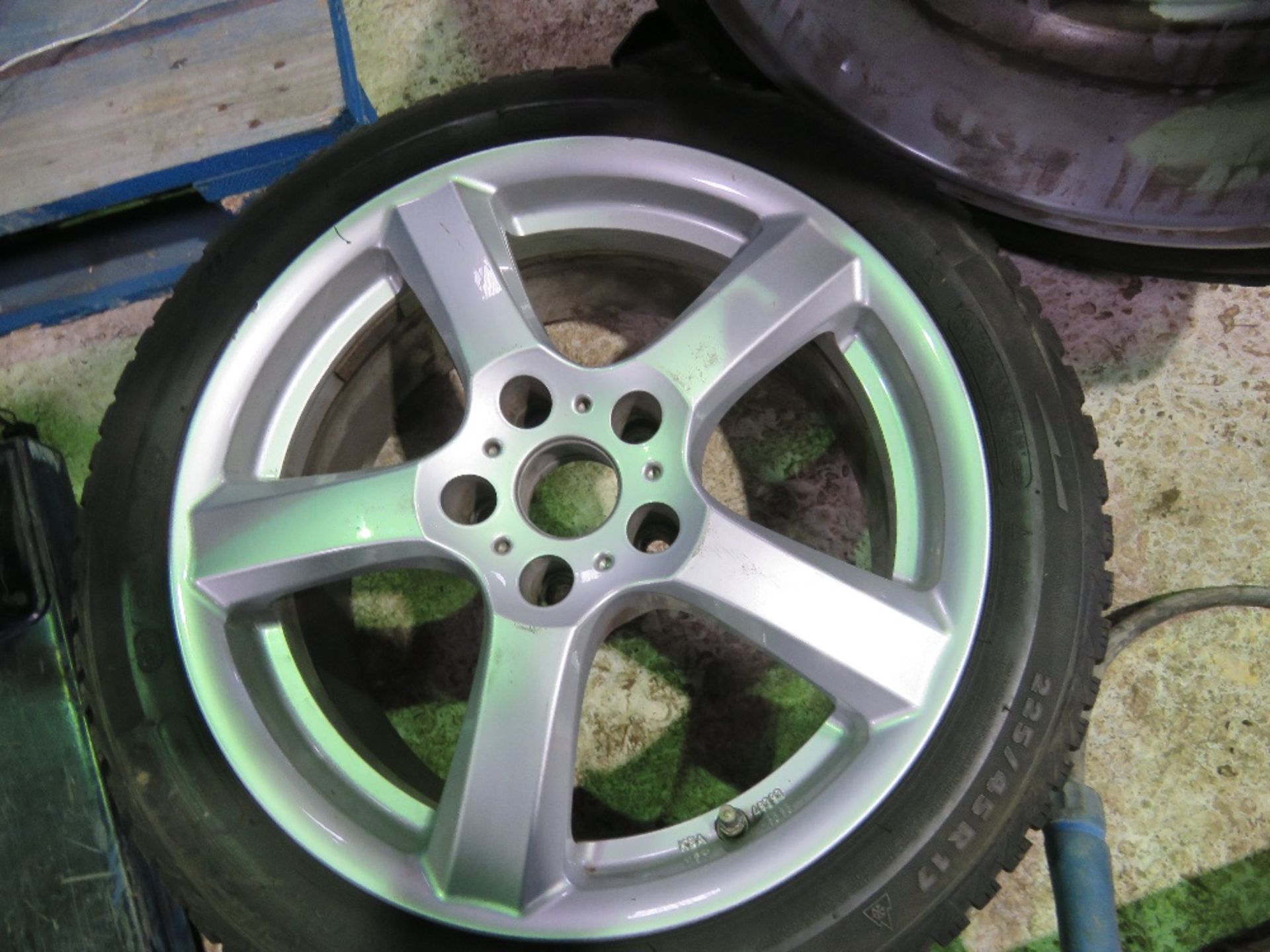 SET OF 4NO ENZO 225-45/17 ALLOY WHEELS AND TYRES, SNOW / WINTER TYRES FITTED. - Image 9 of 9