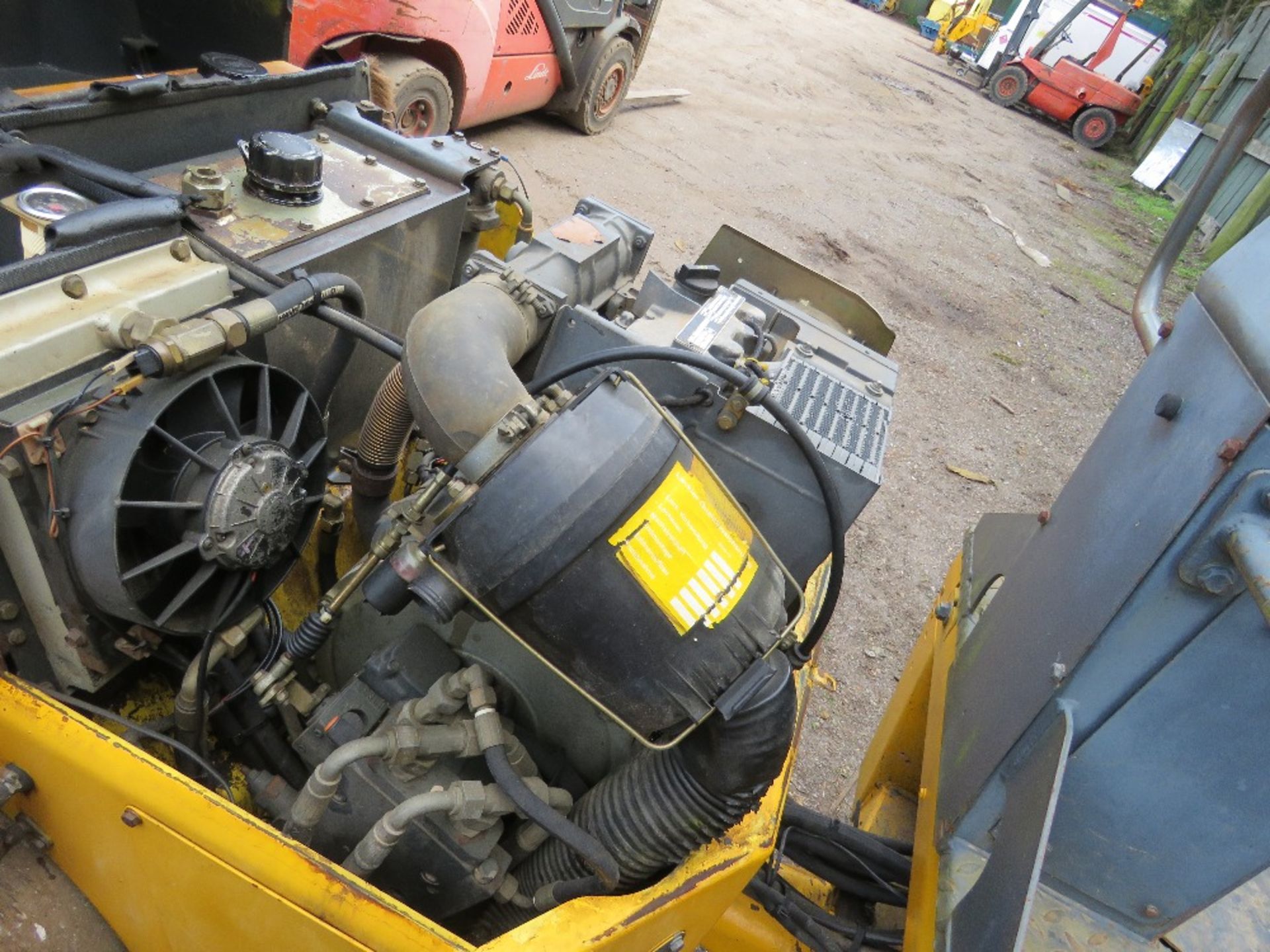 BOMAG BW120AD-3 TWIN DRUM RIDE ON ROLLER. SN:10117051344 1101 REC HORS. DEUTZ ENGINE. WHEN TESTED W - Image 12 of 13