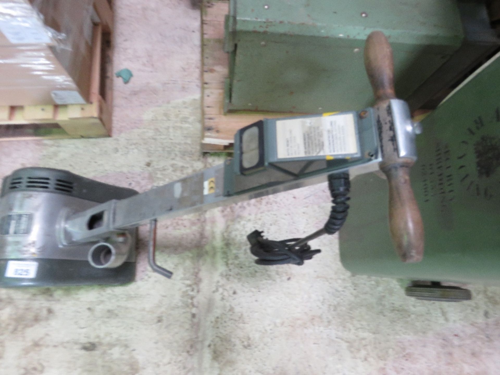 HIRETECH 240VOLT FLOOR SANDER.....THIS LOT IS SOLD UNDER THE AUCTIONEERS MARGIN SCHEME, THEREFORE NO - Image 4 of 4