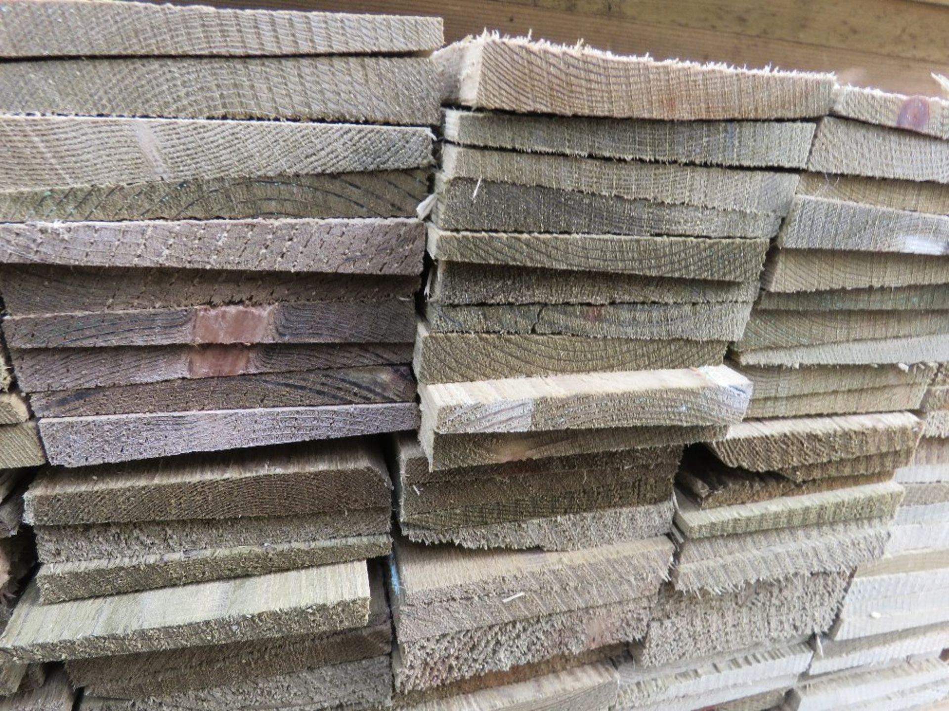 LARGE PACK OF PRESSURE TREATED FEATHER EDGE TIMBER CLADDING BOARDS. 1.80M LENGTH X 100MM WIDTH APPRO - Image 3 of 3