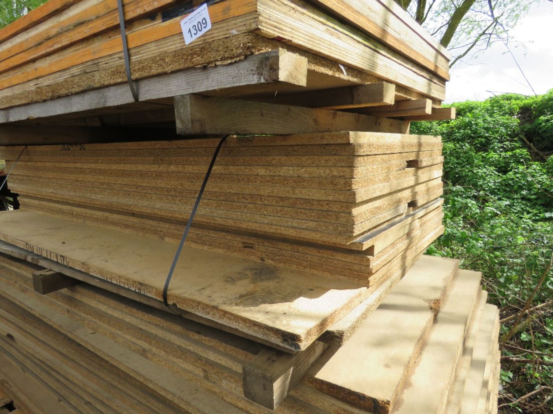 STACK OF CHIPBOARD SHEETS PLUS 7NO HEAVY DUTY PLYWOOD SHEETS. - Image 3 of 7